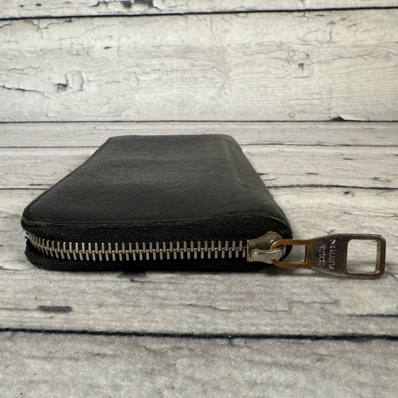 Louis Vuitton Long Wallet Zippy Vertical Ardoise Black Taiga - Picture 4 of 16
